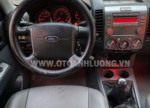 Xe Ford Everest 2.5L 4x2 MT 2013