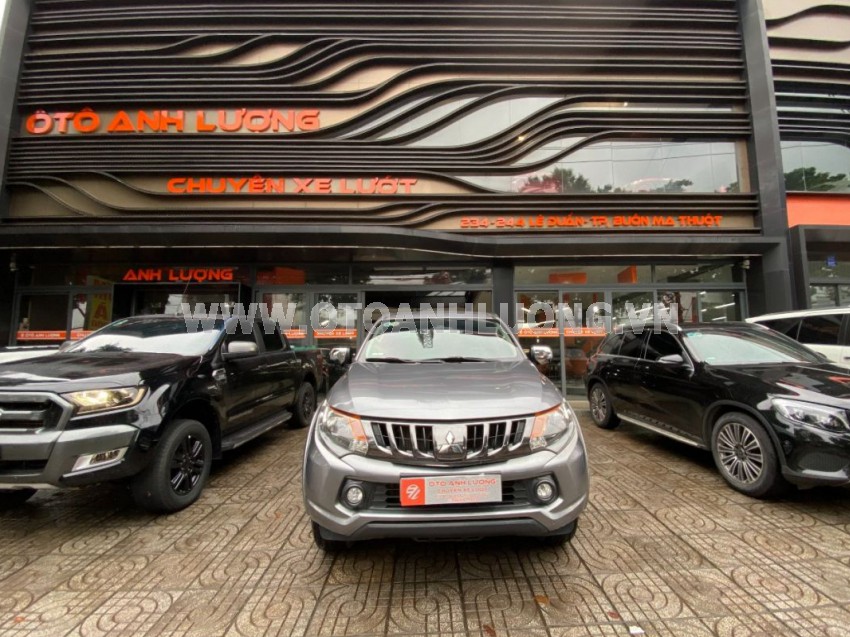 Mitsubishi Triton 4x2 AT