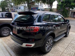 Xe Ford Everest Titanium 2.0L 4x2 AT 2019