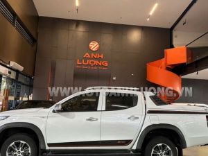 Xe Mitsubishi Triton 4x2 AT Mivec 2021