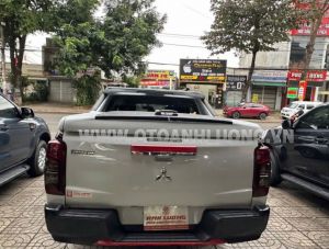 Xe Mitsubishi Triton 4x2 AT Mivec 2021