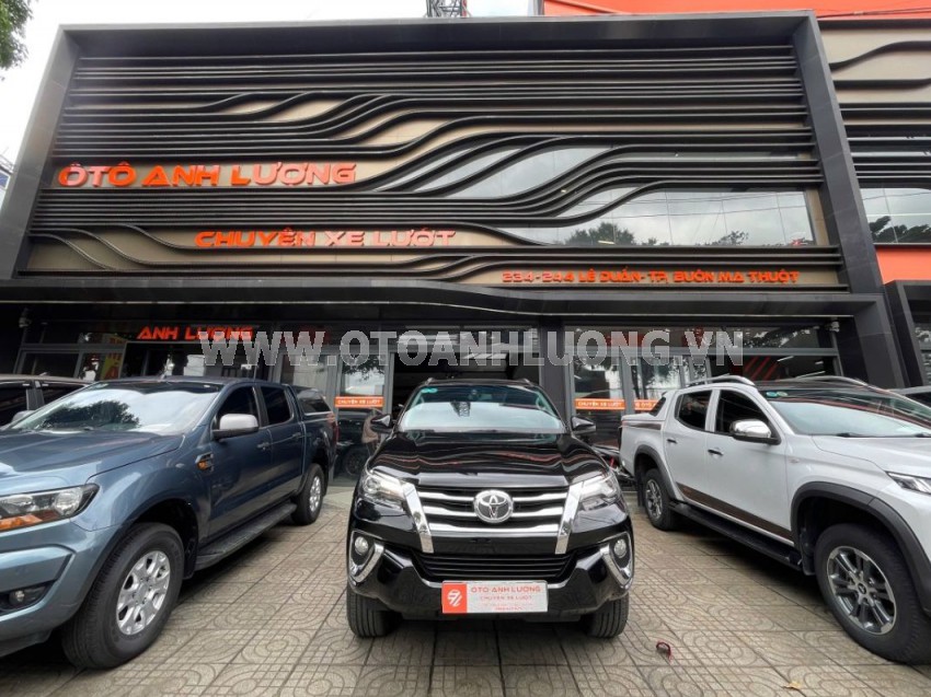 Toyota Fortuner 2.7V 4x4 AT