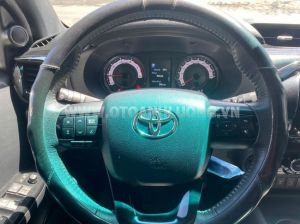 Xe Toyota Hilux 2.8G 4x4 AT 2020