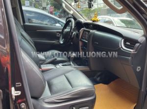 Xe Toyota Fortuner 2.4G 4x2 AT 2021