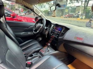 Xe Mitsubishi Triton 4x2 AT Mivec 2021