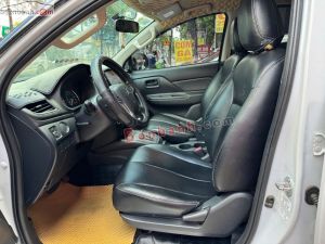Xe Mitsubishi Triton 4x2 AT Mivec 2021