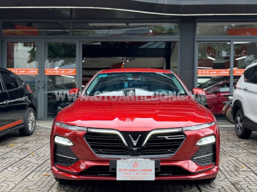 VinFast Lux A 2.0 Premium 2.0 AT