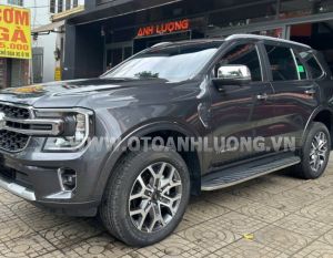 Xe Ford Everest Titanium 2.0L 4x2 AT 2024