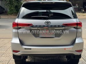 Xe Toyota Fortuner 2.4G 4x2 AT 2020