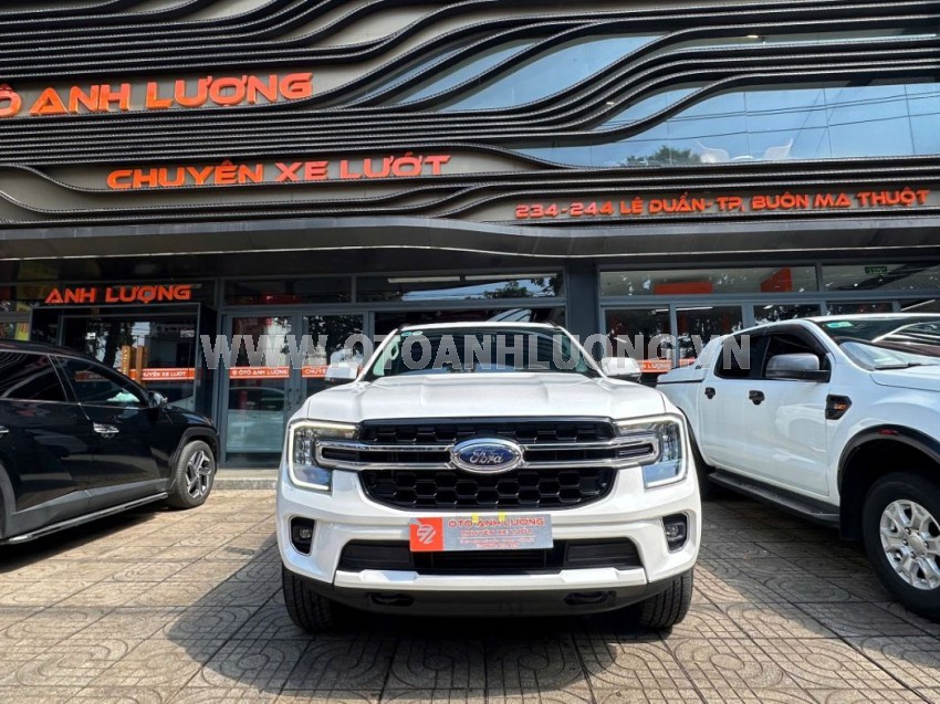 Ford Everest Ambiente 2.0L 4x2 AT
