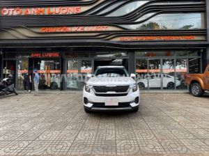 Xe Kia Seltos Deluxe 1.4 AT 2023