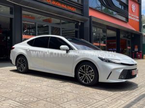 Xe Toyota Camry 2.5 HEV Top 2025