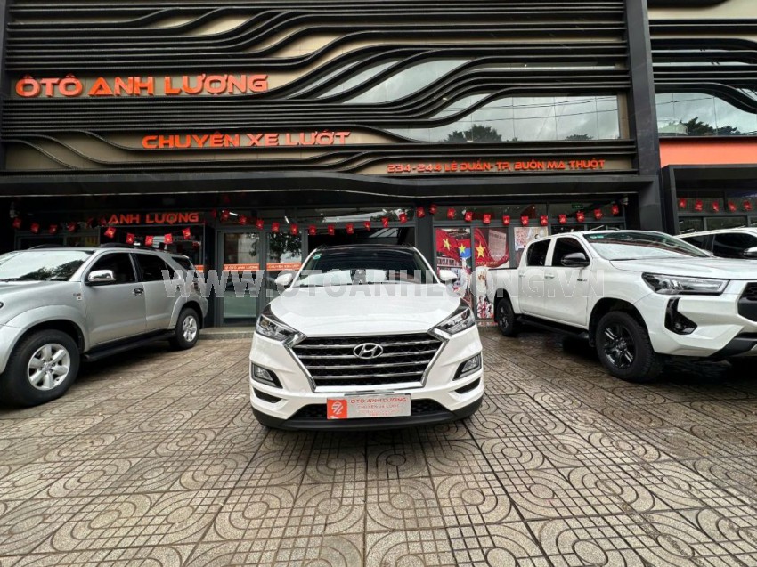 Hyundai Tucson 2.0 AT Đặc biệt
