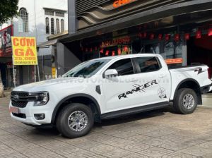 Xe Ford Ranger XLS 2.0L 4x2 AT 2024