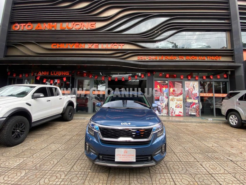 Kia Seltos Premium 1.6 AT