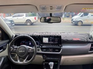 Xe Kia Seltos Premium 1.6 AT 2021