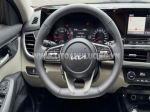 Xe Kia Seltos Premium 1.4 AT 2022