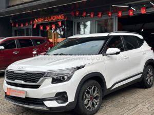 Xe Kia Seltos Deluxe 1.4 AT 2023