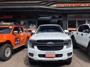 Xe Ford Ranger XLS 2.0L 4x2 AT 2024