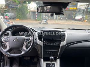 Xe Mitsubishi Triton 4x4 AT Mivec Premium 2020