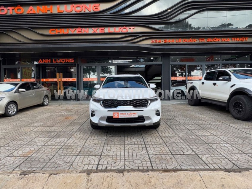 Kia Sonet Premium 1.5 AT