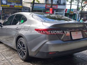 Xe Toyota Camry 2.5 HEV Mid 2025