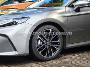 Xe Toyota Camry 2.5 HEV Mid 2025