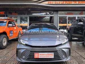 Xe Toyota Camry 2.5 HEV Mid 2025