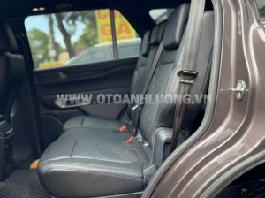 Xe Ford Everest Titanium 2.0L 4x2 AT 2024