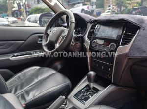 Xe Mitsubishi Triton 4x4 AT Mivec Premium 2021