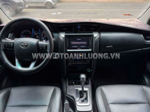 Xe Toyota Fortuner 2.4G 4x2 AT 2021