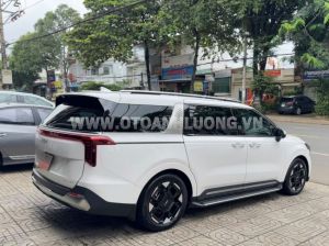 Xe Kia Carnival Signature 2.2D 2024