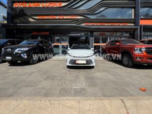 Xe Toyota Camry 2.5 HEV Top 2025