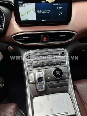 Xe Hyundai SantaFe Tiêu chuẩn 2.5L 2021