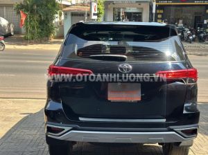 Xe Toyota Fortuner 2.4G 4x2 MT 2019