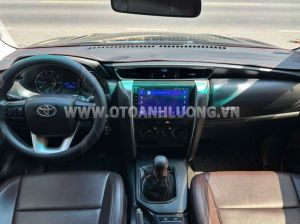 Xe Toyota Fortuner 2.4G 4x2 MT 2019