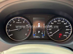Xe Mitsubishi Outlander 2.0 CVT 2021
