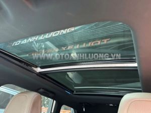 Xe Peugeot 5008 GT 1.6 AT 2024