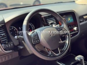 Xe Mitsubishi Outlander 2.0 CVT 2021