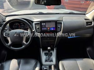 Xe Mitsubishi Triton 4x4 AT Mivec Premium 2019