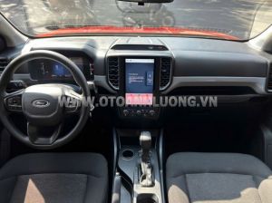 Xe Ford Ranger XLS 2.0L 4x2 AT 2024