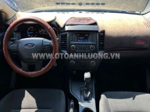 Xe Ford Ranger XLS 2.2L 4x2 AT 2018