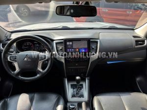 Xe Mitsubishi Triton 4x4 AT Mivec Premium 2019
