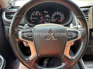 Xe Mitsubishi Triton 4x4 AT Mivec Premium 2019