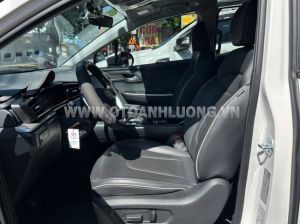 Xe Hyundai Custin Tiêu Chuẩn 1.5T 2024