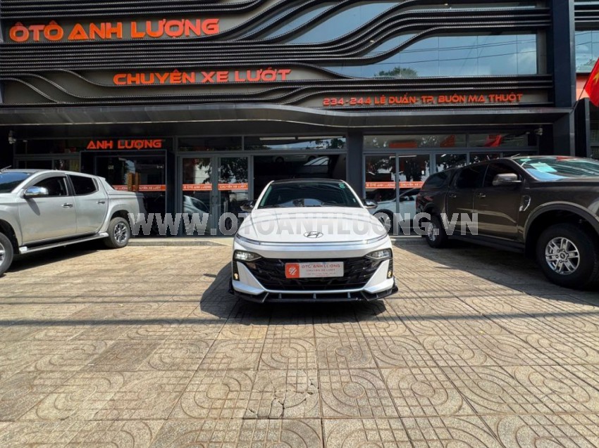 Hyundai Accent Cao cấp 1.5 AT