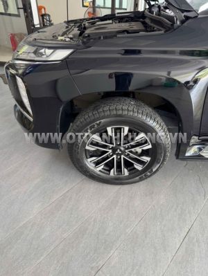 Xe Mitsubishi Pajero Sport 2.4D 4x4 AT 2022