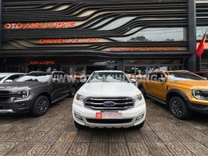 Xe Ford Everest Titanium 2.0L 4x2 AT 2019