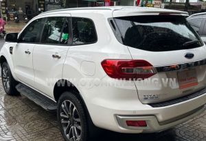 Xe Ford Everest Titanium 2.0L 4x2 AT 2019