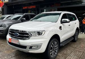 Xe Ford Everest Titanium 2.0L 4x2 AT 2019